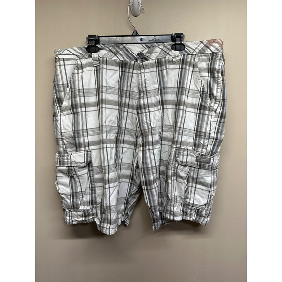 Wrangler Other - Wrangler Men Plaid Cargo Shorts Size 40 White Gray Blue Casual Outdoor